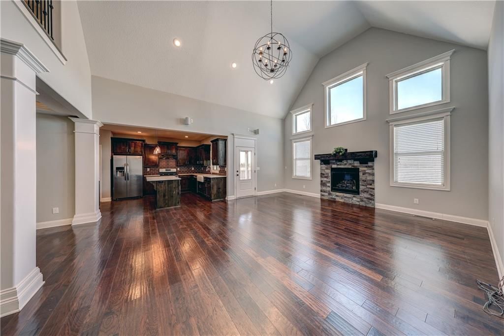 16454 Agnes Street — photo 2