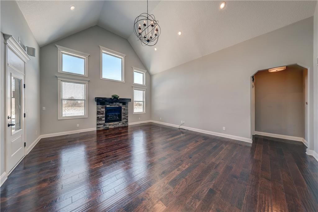 16454 Agnes Street — photo 4