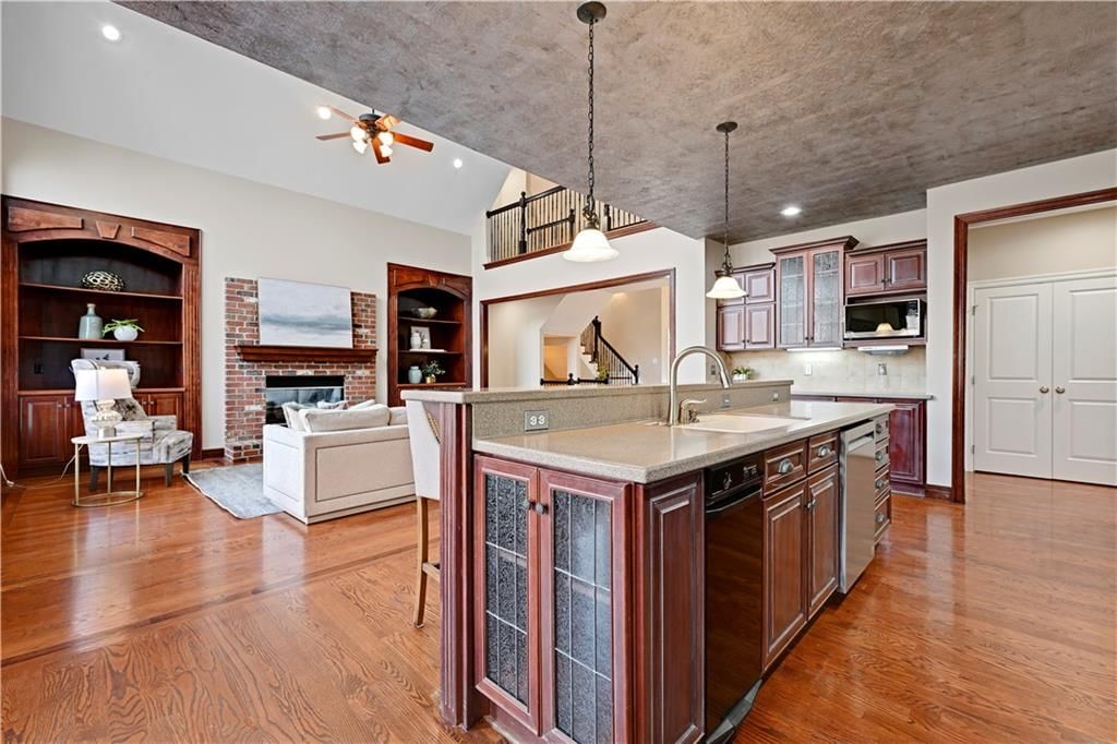 4904 LEWIS Drive — photo 17