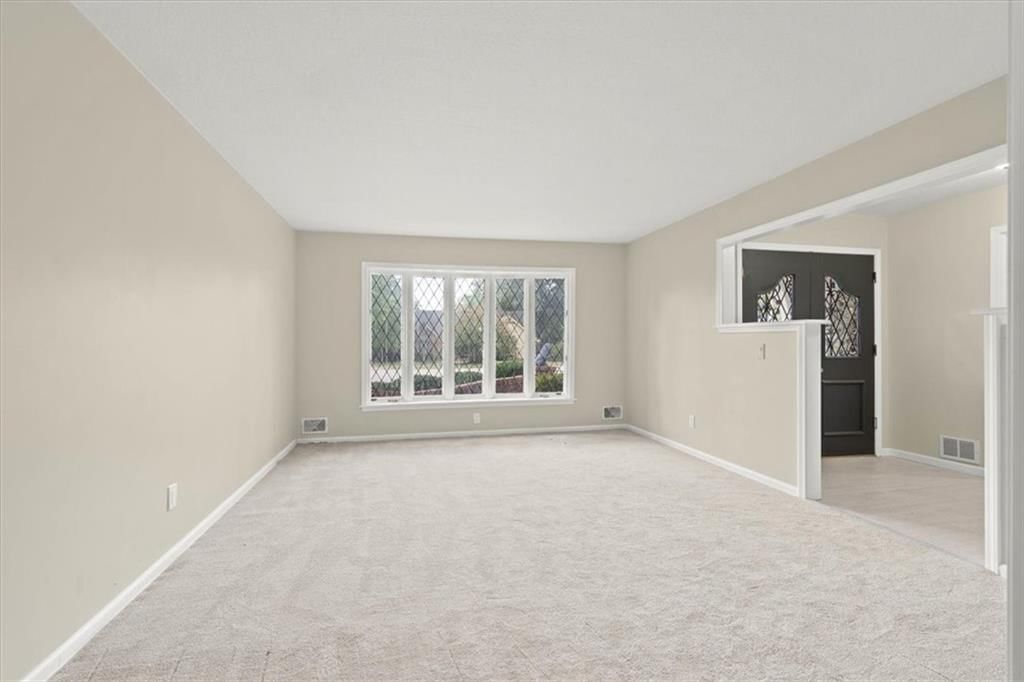 10500 E Bannister Road — photo 4