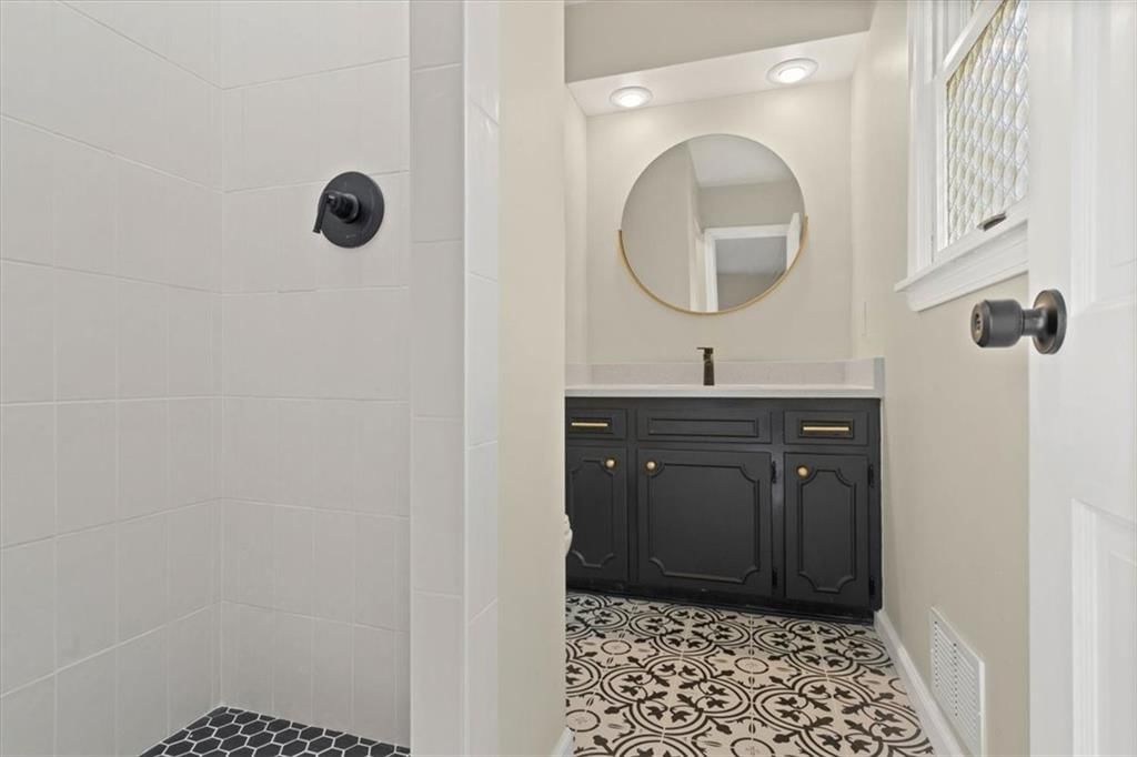 10500 E Bannister Road — photo 23