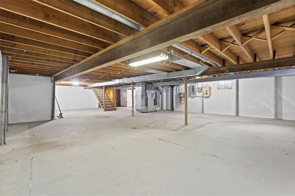 10500 E Bannister Road — photo 32