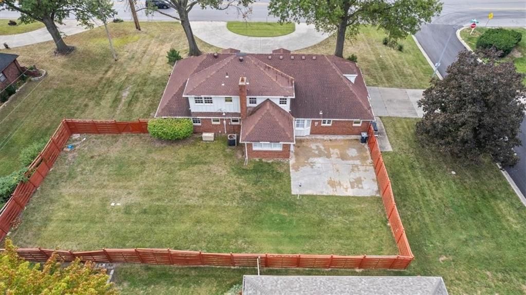 10500 E Bannister Road — photo 39