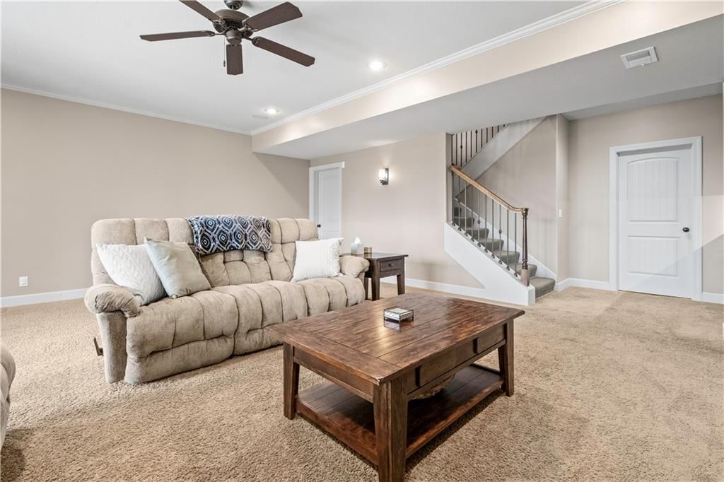 9425 Pinnacle Street — photo 12