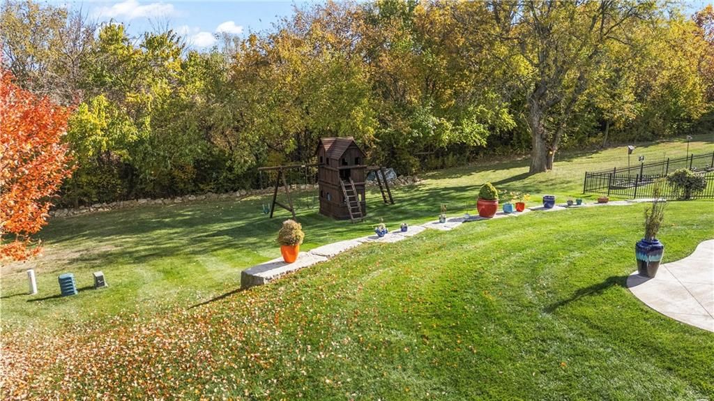9425 Pinnacle Street — photo 16