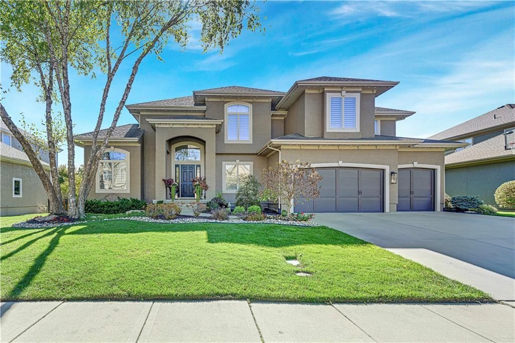 5303 W 166th Terrace, Overland Park, KS