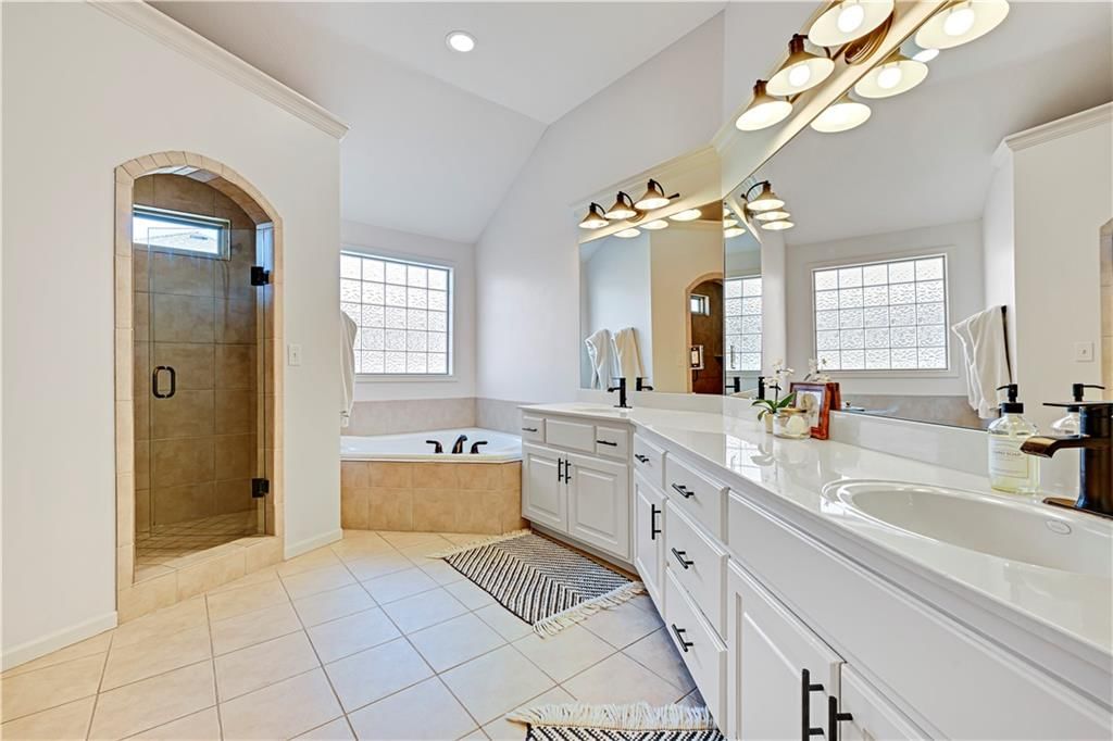 5303 W 166th Terrace — photo 34