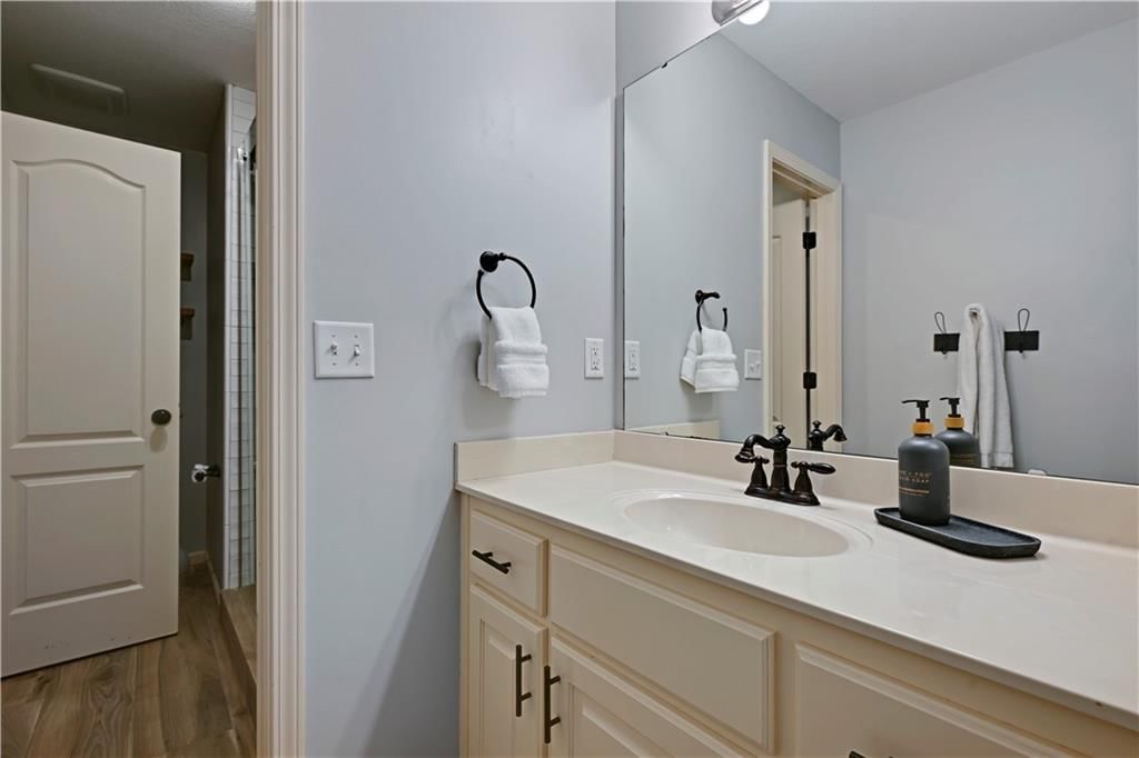 5303 W 166th Terrace — photo 38