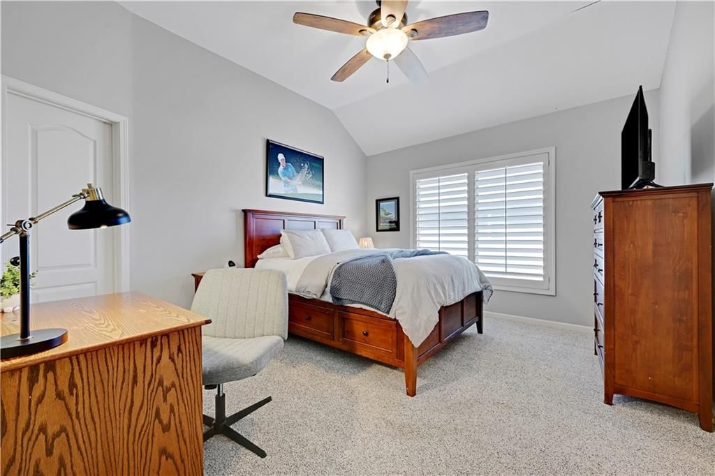 5303 W 166th Terrace — photo 40