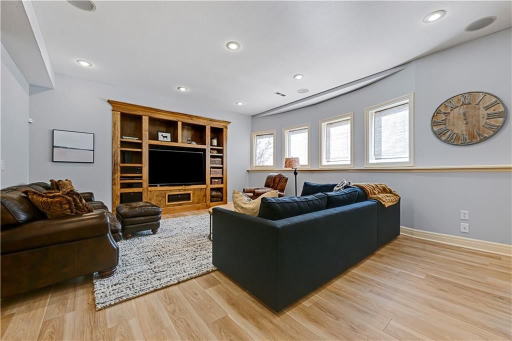 5303 W 166th Terrace — photo 46