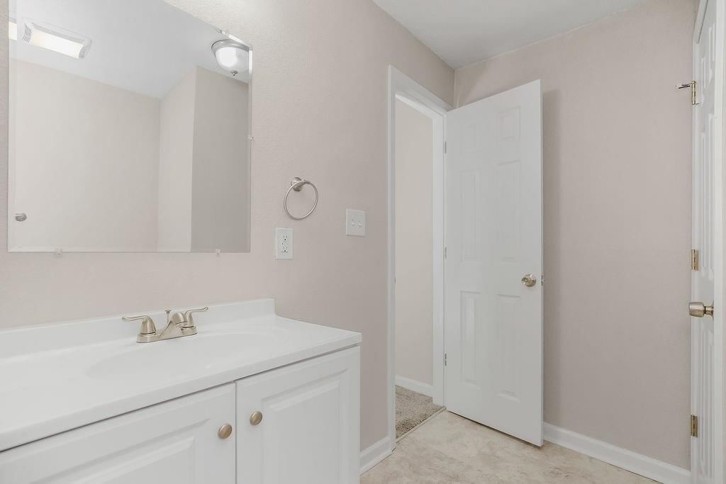 734 S Hawthorne Avenue — photo 22