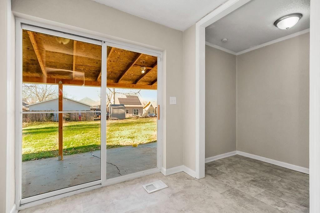 734 S Hawthorne Avenue — photo 24