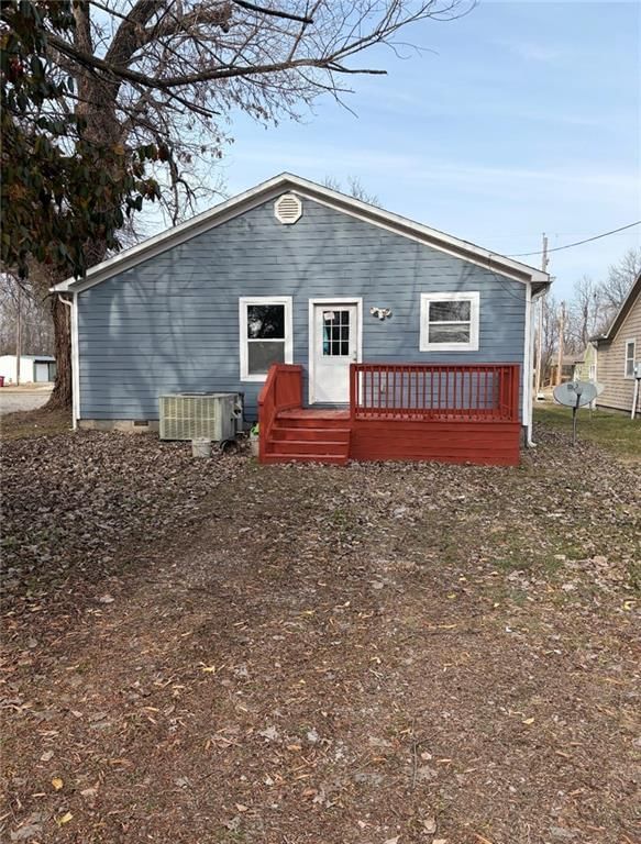 1010 E 16th Street — photo 13