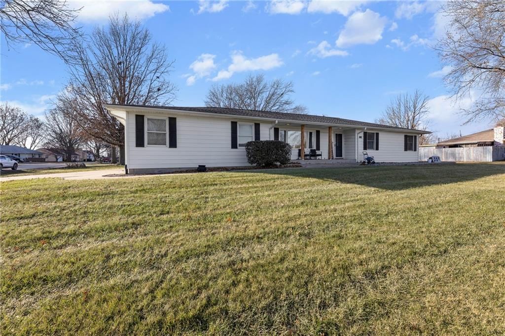 1102 N Metcalf Terrace — photo 4