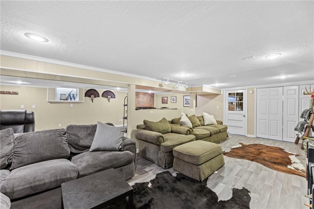 1102 N Metcalf Terrace — photo 36
