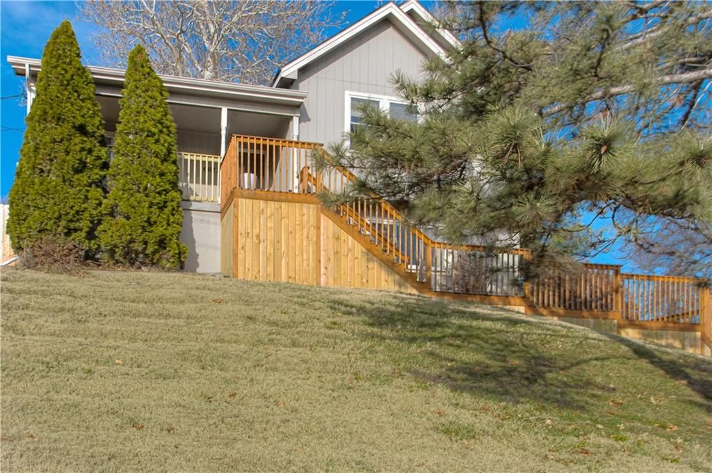 6022 NE 48th Street — photo 2