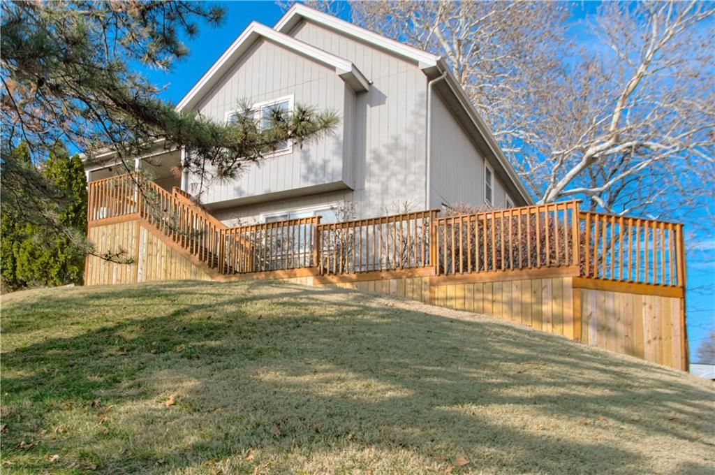 6022 NE 48th Street — photo 3