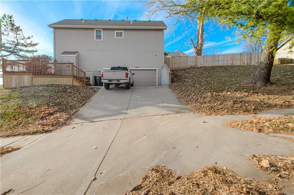 6022 NE 48th Street — photo 37