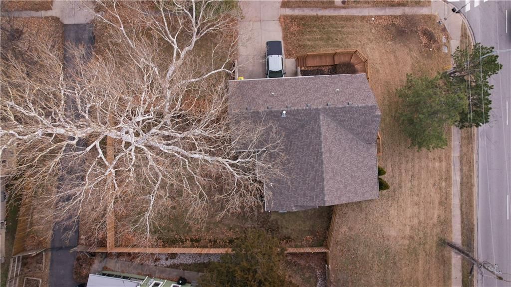 6022 NE 48th Street — photo 38
