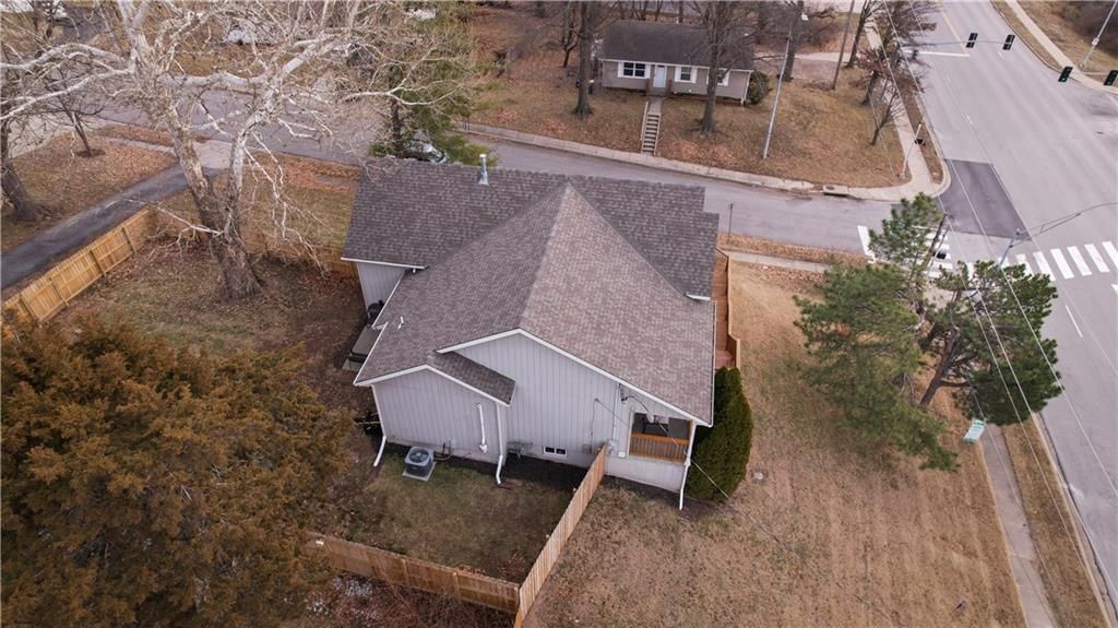 6022 NE 48th Street — photo 42