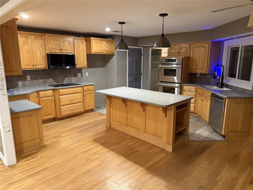 12509 W 154 Terrace — photo 5