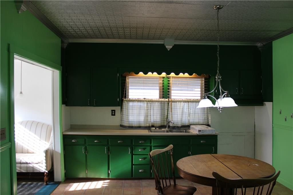 303 N Labette Street — photo 7