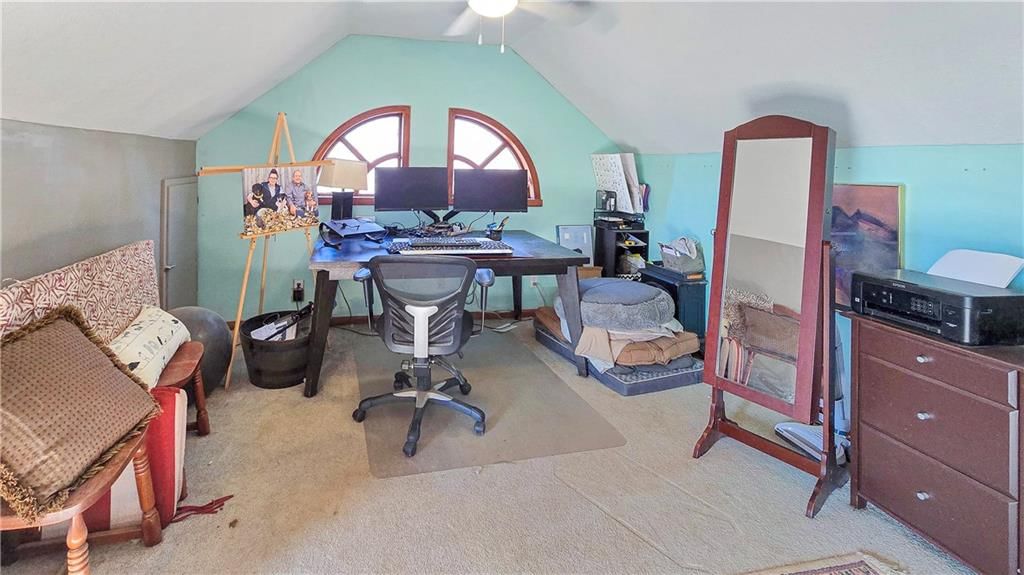 1032 S LINDENWOOD Drive — photo 11