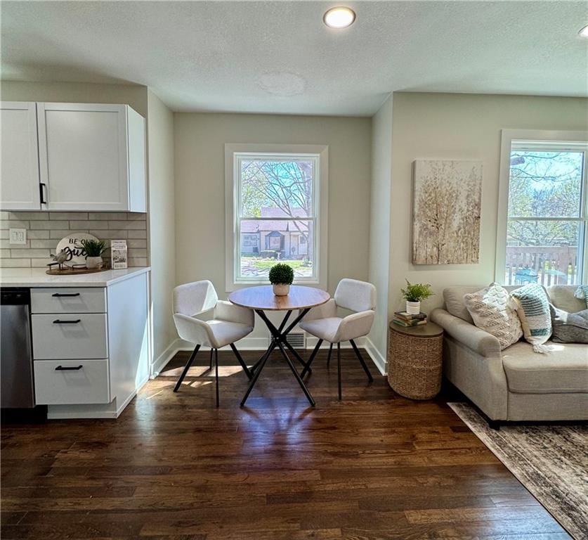 5112 Maple Street — photo 10