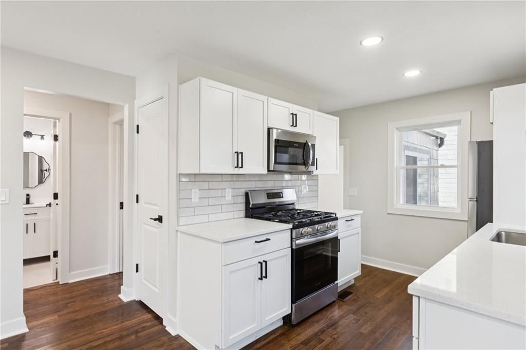 5112 Maple Street — photo 16