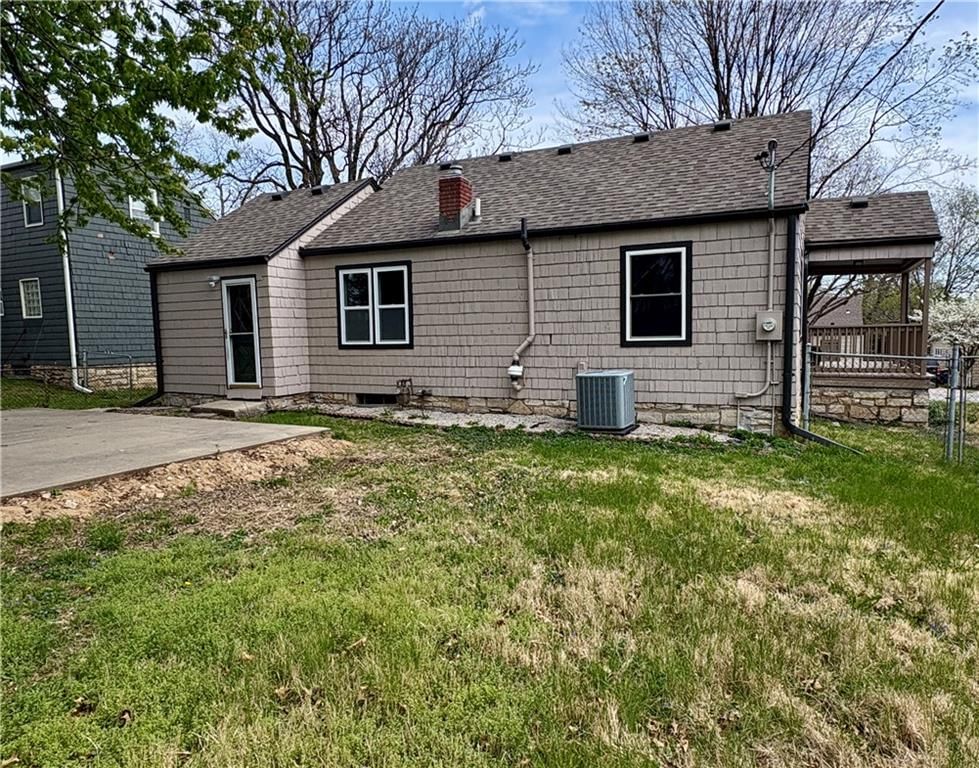 5112 Maple Street — photo 31