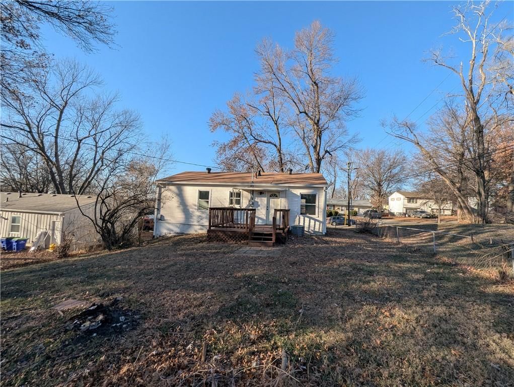 6207 E 150th Terrace — photo 17