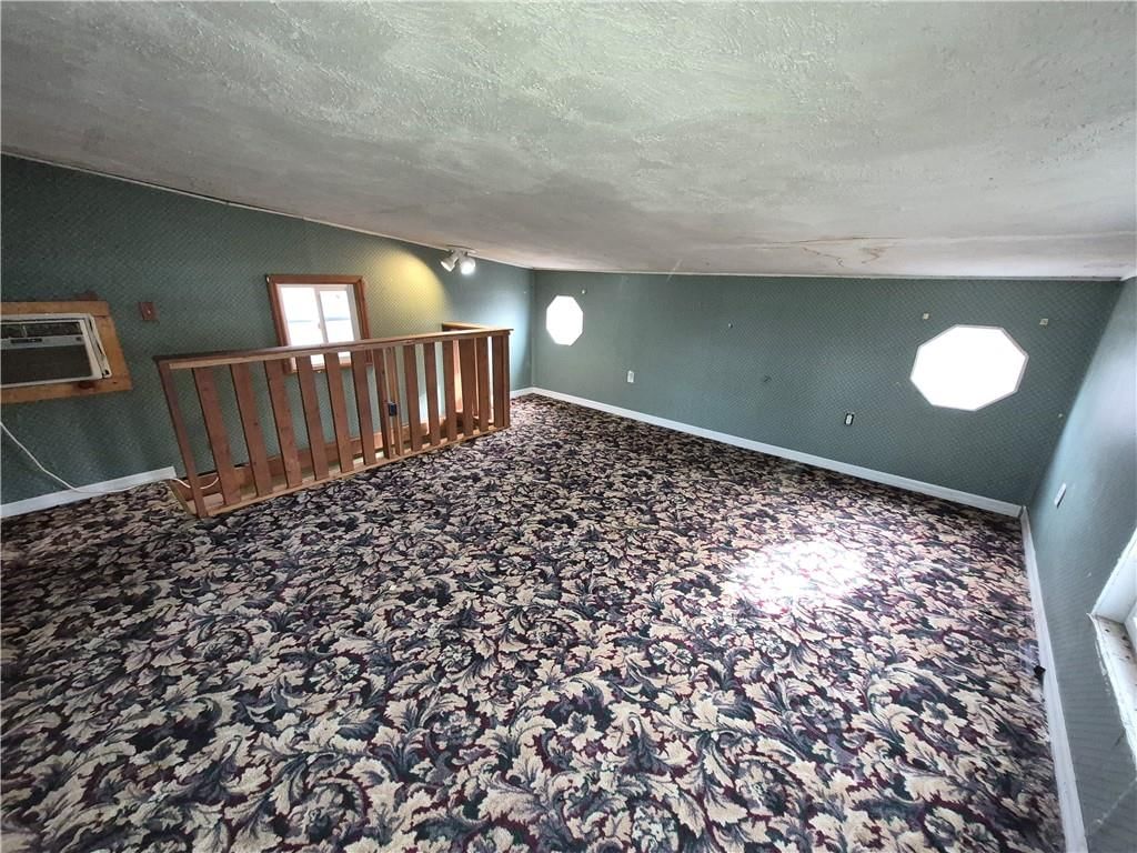 2210 Sleepy Hollow Lane — photo 30
