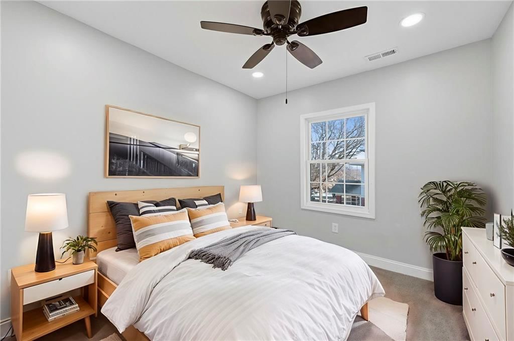 223 N Kensington Avenue — photo 17