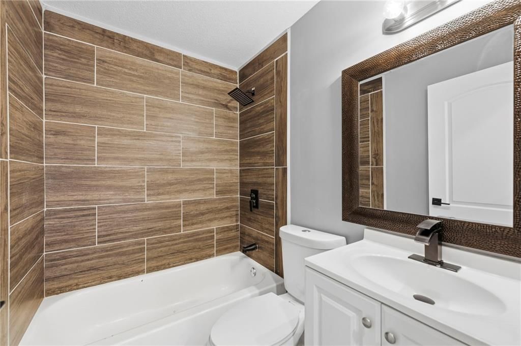 223 N Kensington Avenue — photo 26