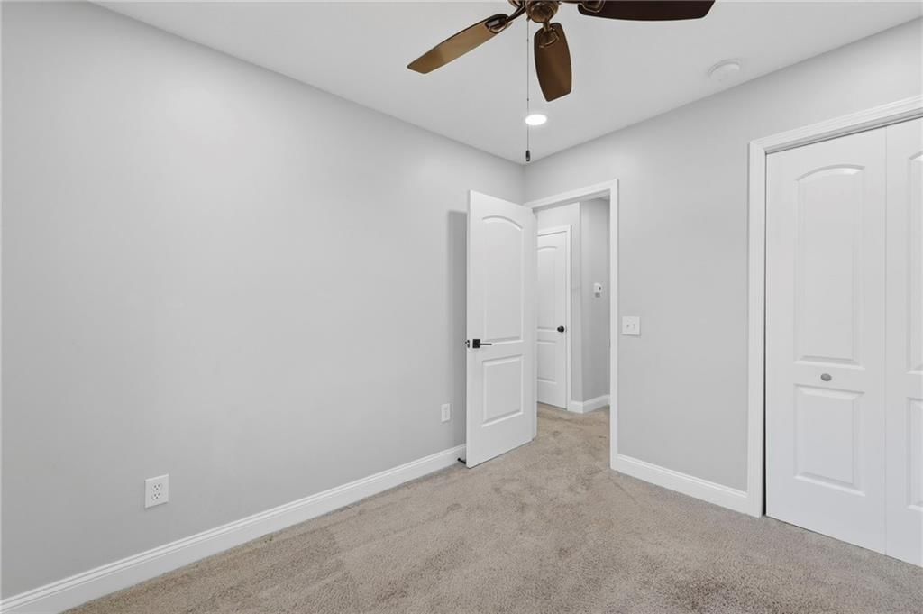 223 N Kensington Avenue — photo 29