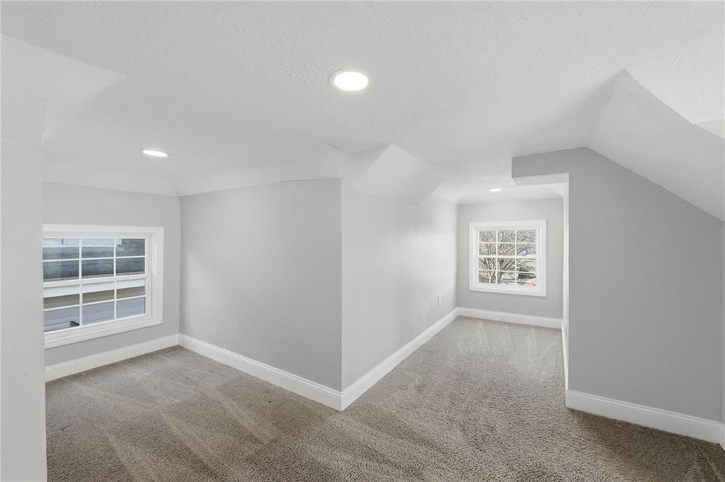 223 N Kensington Avenue — photo 31