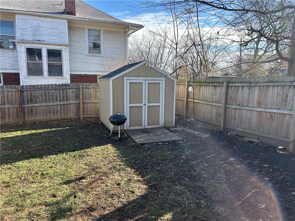 223 N Kensington Avenue — photo 34