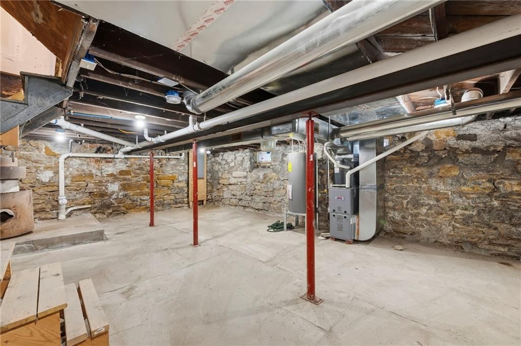 223 N Kensington Avenue — photo 40