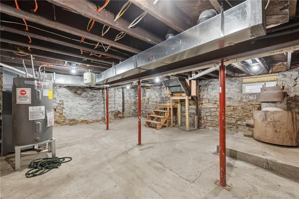 223 N Kensington Avenue — photo 41