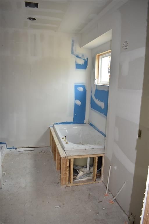 623 E 13th Street — photo 12