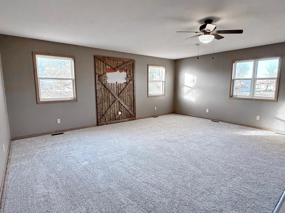 310 S Forest Street — photo 6