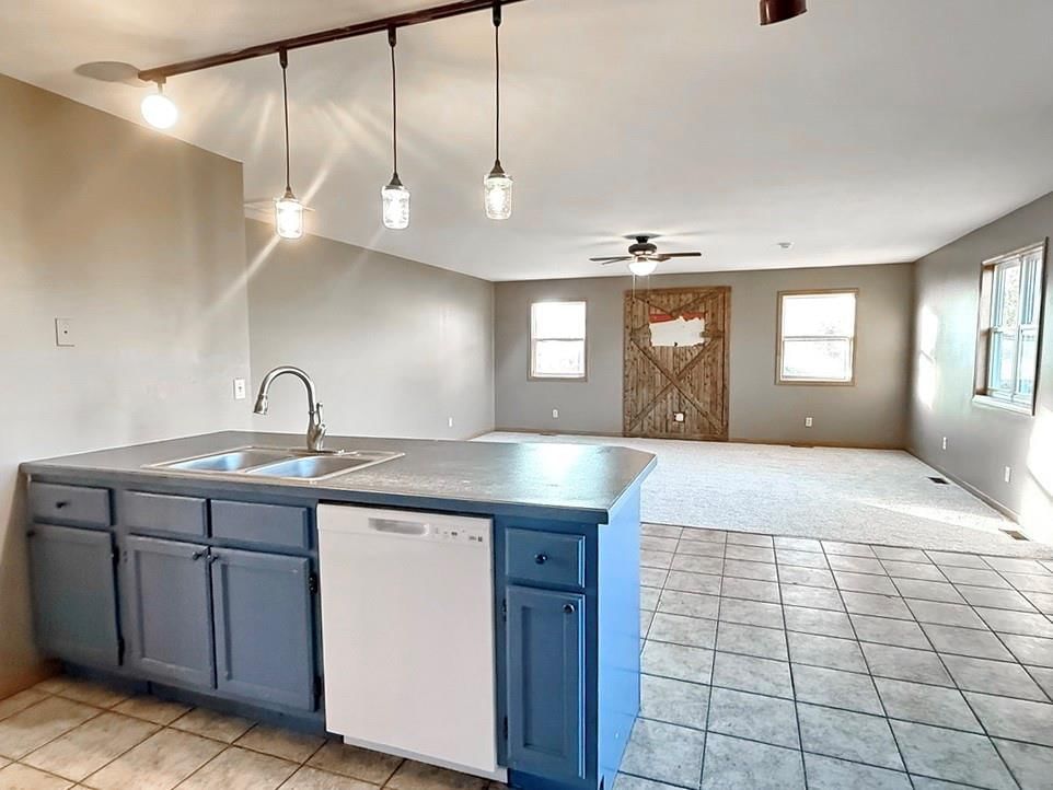 310 S Forest Street — photo 12