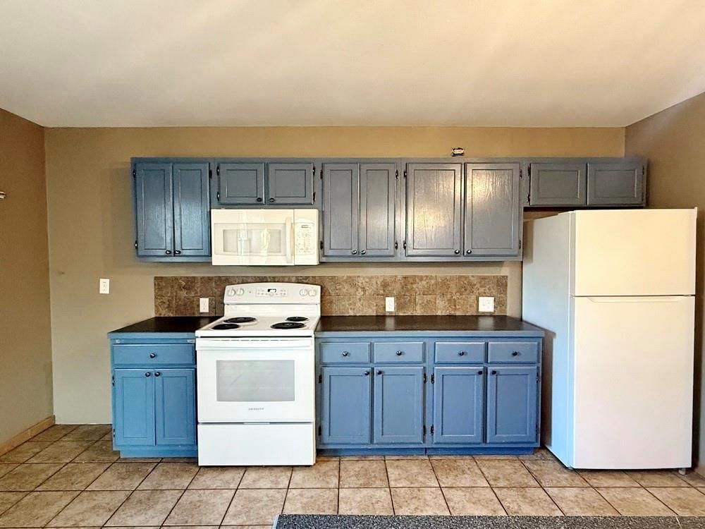 310 S Forest Street — photo 16