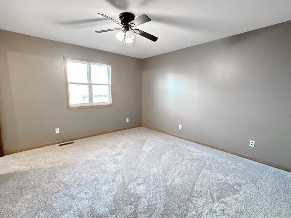 310 S Forest Street — photo 22