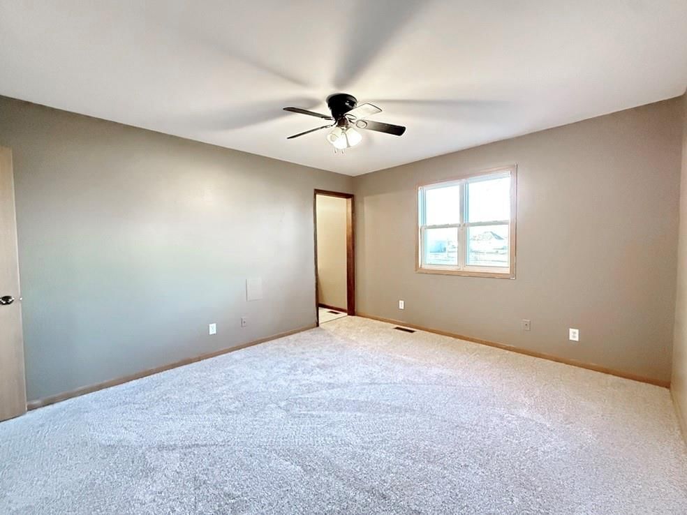 310 S Forest Street — photo 23