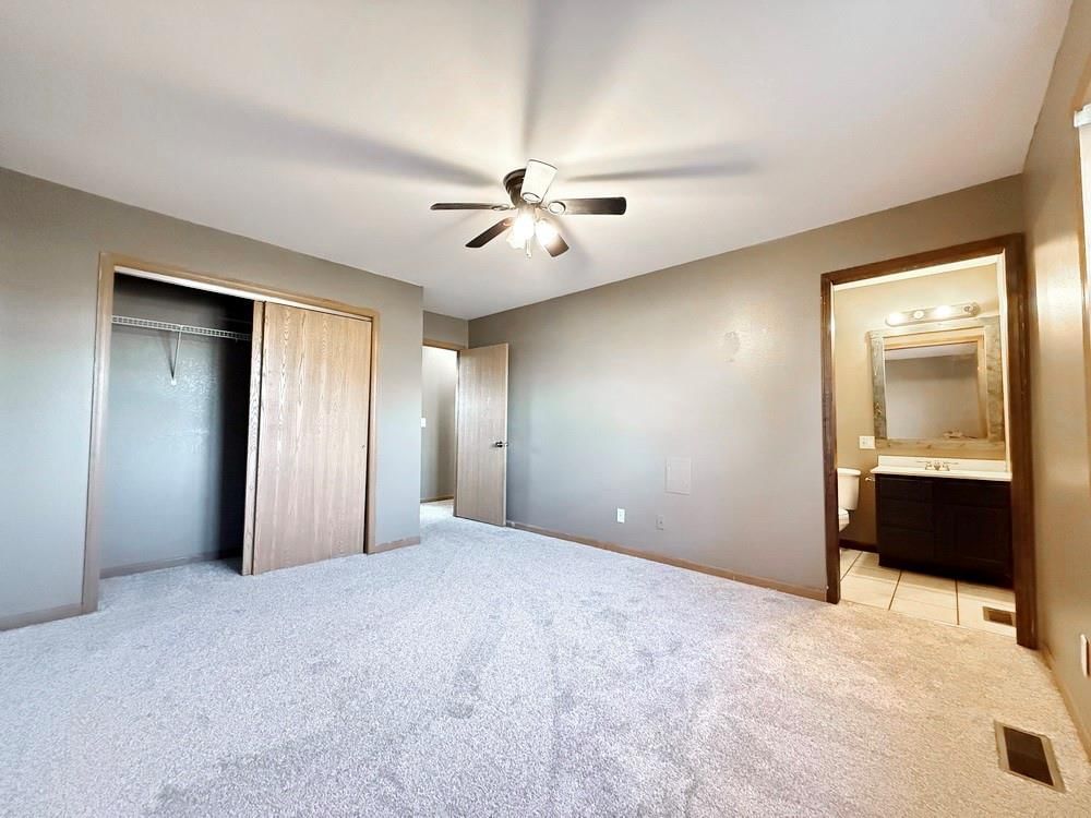 310 S Forest Street — photo 24