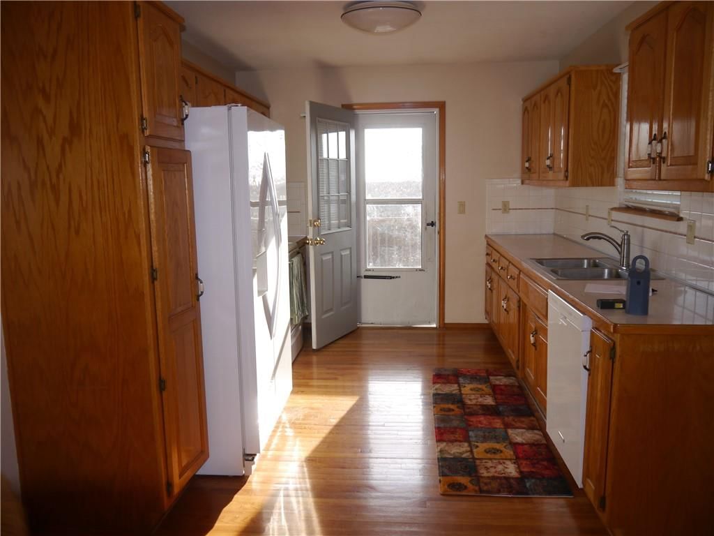 1601 Stasi Avenue — photo 3