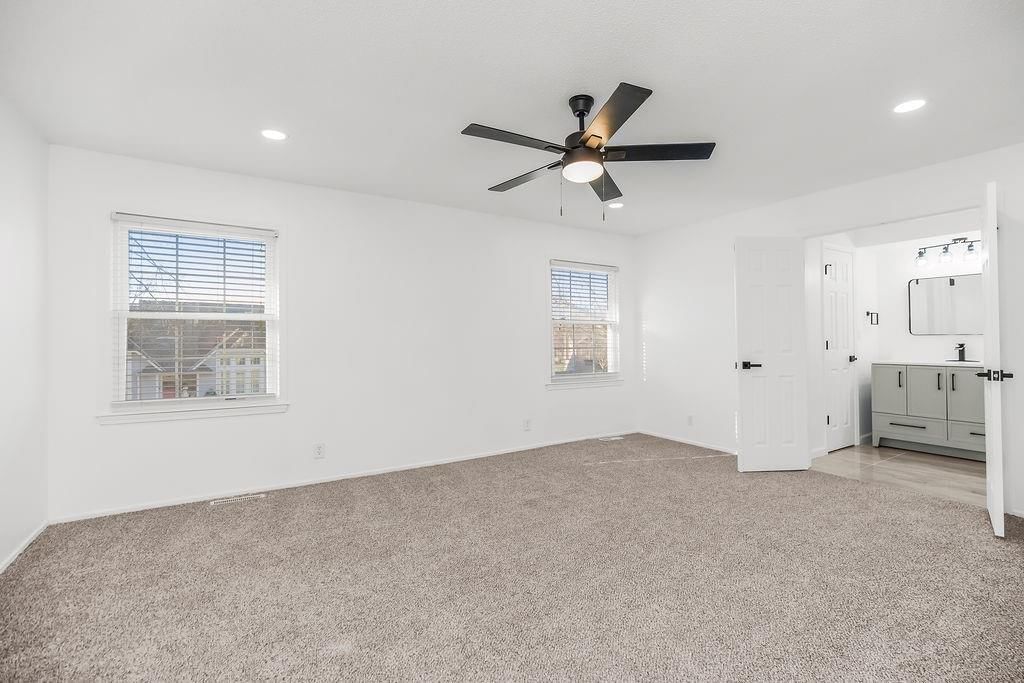 3909 SW HIDDEN COVE Drive — photo 24