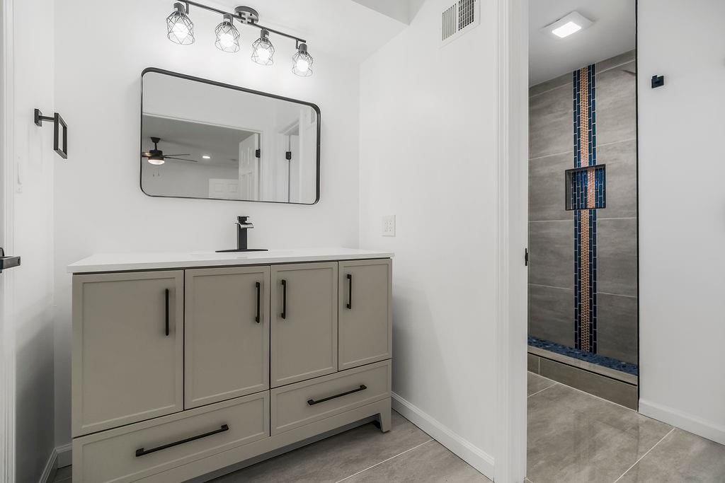 3909 SW HIDDEN COVE Drive — photo 26