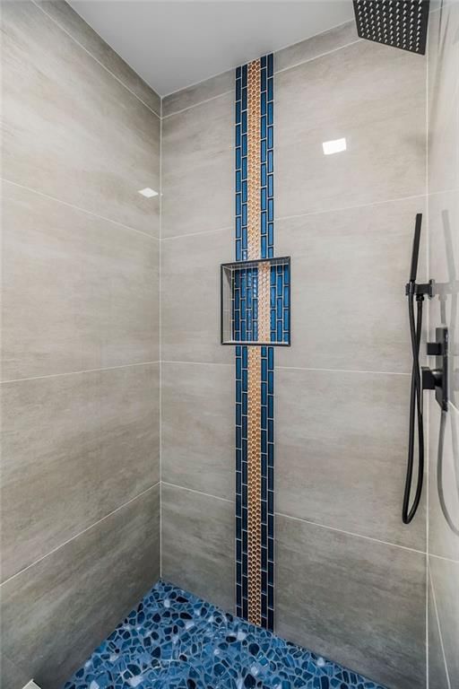 3909 SW HIDDEN COVE Drive — photo 27